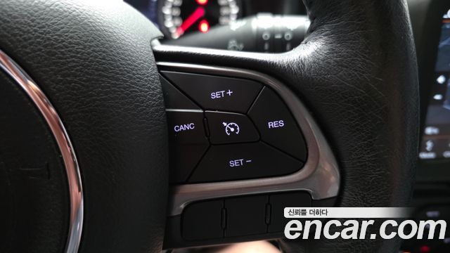 Jeep Renegade 2020 — photo 15