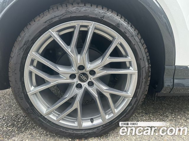 Audi Q4 e-tron 2026 — photo 5