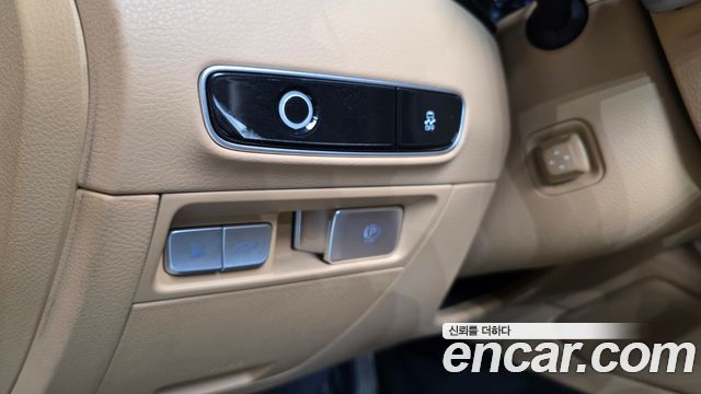 Kia K9 2022 — photo 23