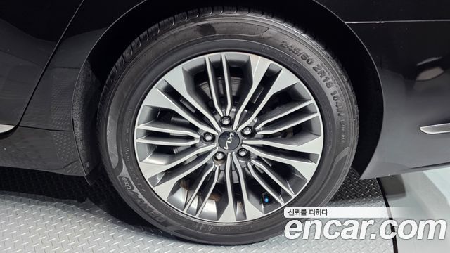Kia K9 2022 — photo 7