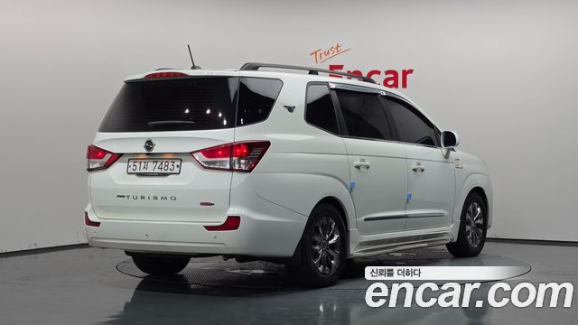 KG Mobility KORANDO 2016 — photo 2