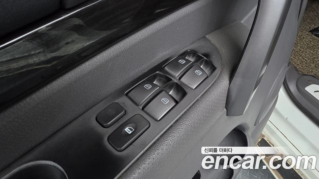KG Mobility KORANDO 2016 — photo 34