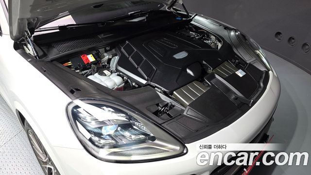 Porsche Cayenne 2022 — photo 6