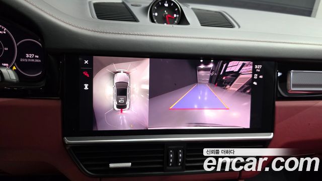 Porsche Cayenne 2022 — photo 15
