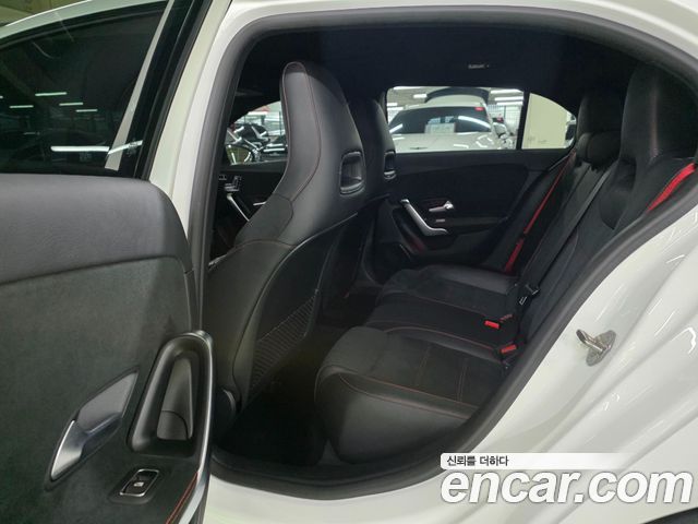 Mercedes-Benz A-Class 2021 — photo 9