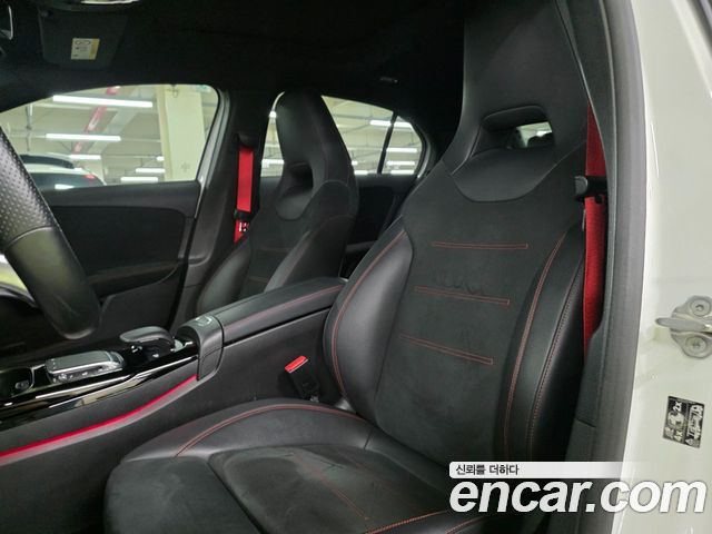 Mercedes-Benz A-Class 2021 — photo 13