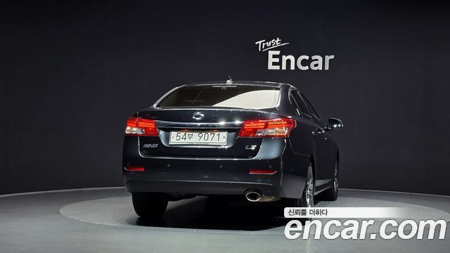 Renault Korea SM5  2013 — photo 4