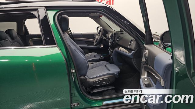 Mini Countryman 2023 — photo 16