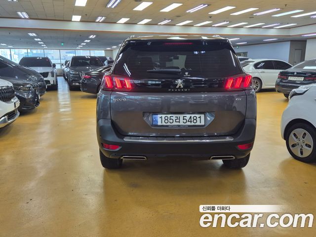 Peugeot 5008 2021 — photo 3