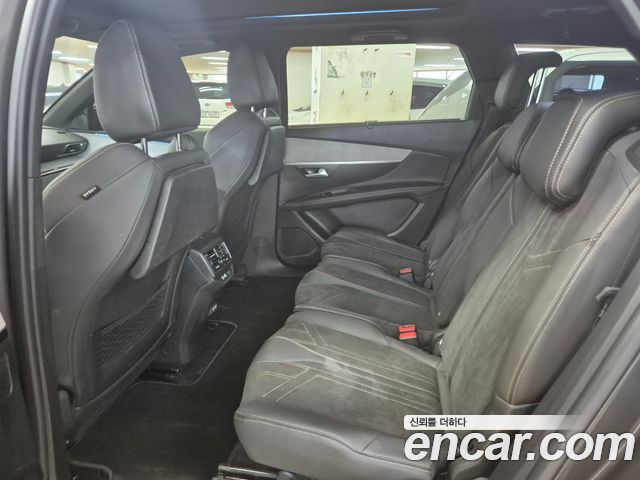 Peugeot 5008 2021 — photo 10