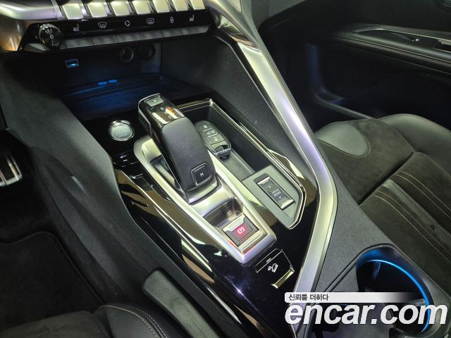 Peugeot 5008 2021 — photo 13