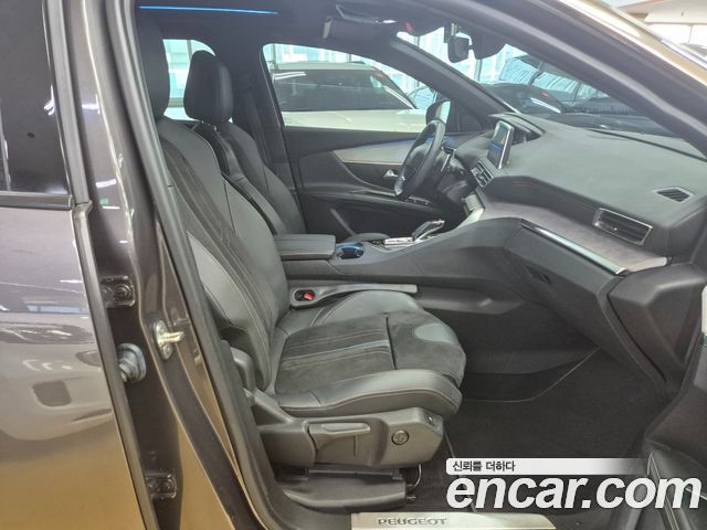 Peugeot 5008 2021 — photo 15