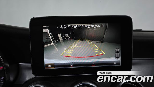 Mercedes-Benz C-Class 2016 — photo 13