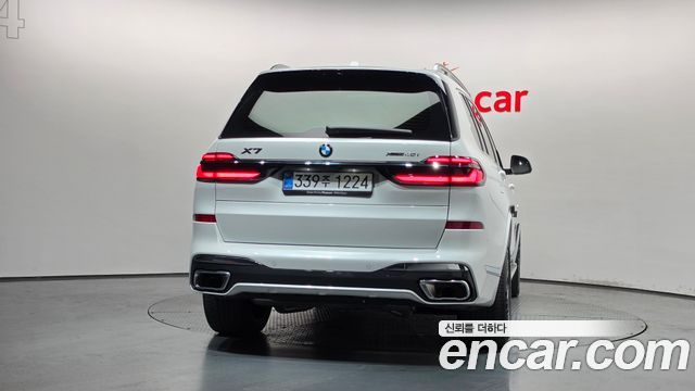 BMW X7 2025 — photo 4