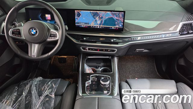 BMW X7 2025 — photo 10