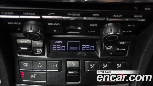 Porsche 911 2013 — photo 16
