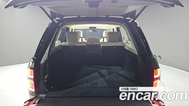 Land Rover Range Rover 2019 — photo 26