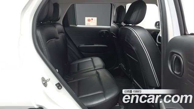 Hyundai Casper 2022 — photo 18