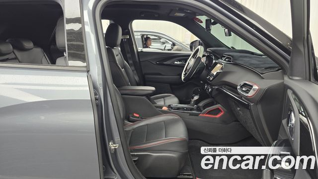 Chevrolet Korea Trailblazer 2021 — photo 11