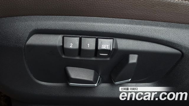 BMW X5 2018 — photo 23