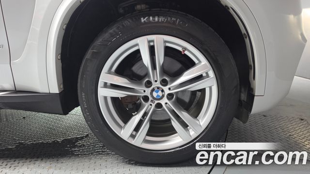 BMW X5 2018 — photo 7