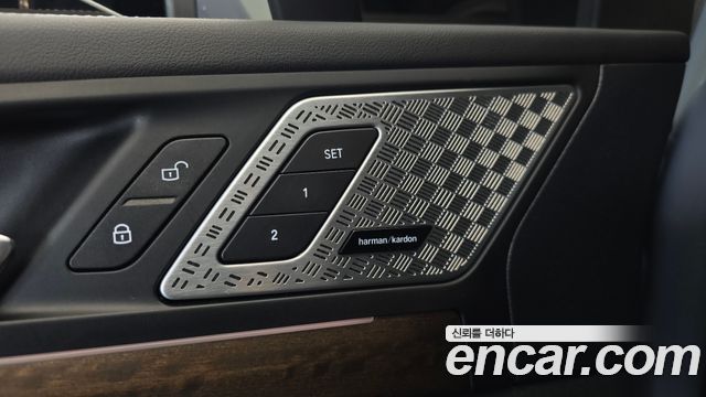 BMW 2-Series 2025 — photo 30