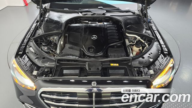 Mercedes-Benz S-Class 2022 — photo 6