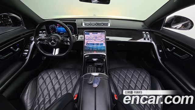 Mercedes-Benz S-Class 2022 — photo 10