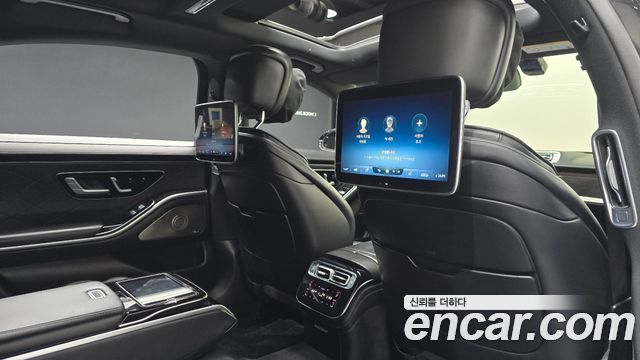 Mercedes-Benz S-Class 2022 — photo 21