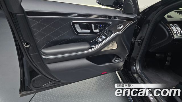 Mercedes-Benz S-Class 2022 — photo 14