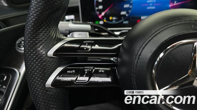 Mercedes-Benz S-Class 2022 — photo 28