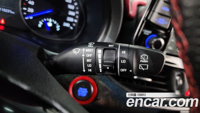 Hyundai i30 2019 — photo 24