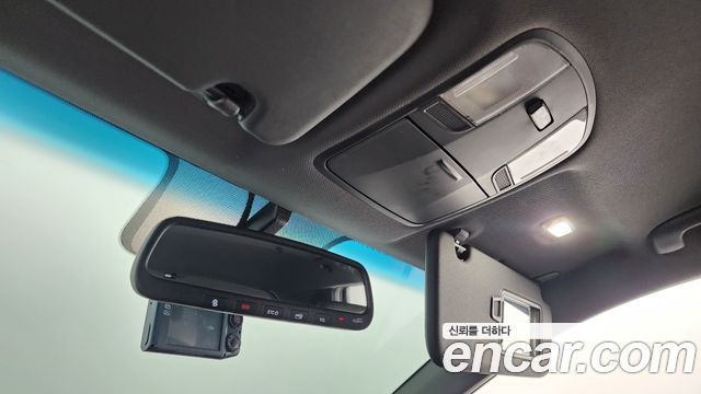 Hyundai i30 2019 — photo 25