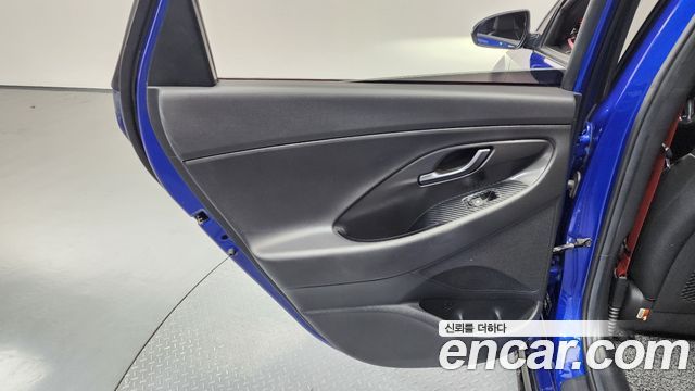 Hyundai i30 2019 — photo 15