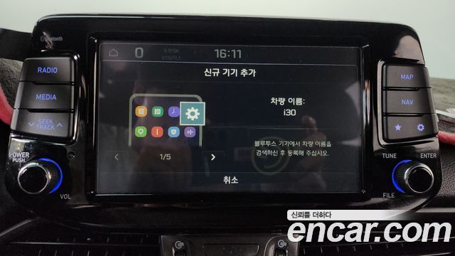 Hyundai i30 2019 — photo 30