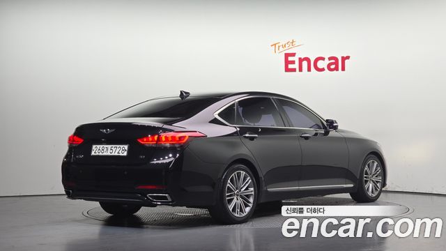 Genesis G80 2018 — photo 2