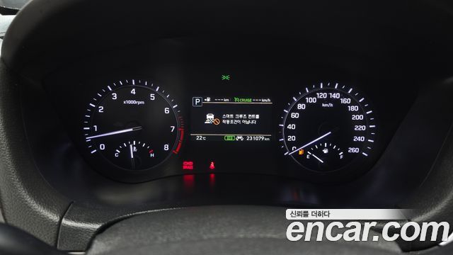 Genesis G80 2018 — photo 8