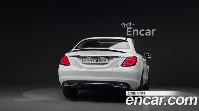 Mercedes-Benz C-Class 2017 — photo 4