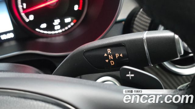 Mercedes-Benz C-Class 2017 — photo 9