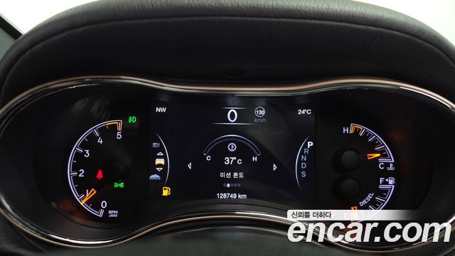 Jeep Cherokee 2015 — photo 8