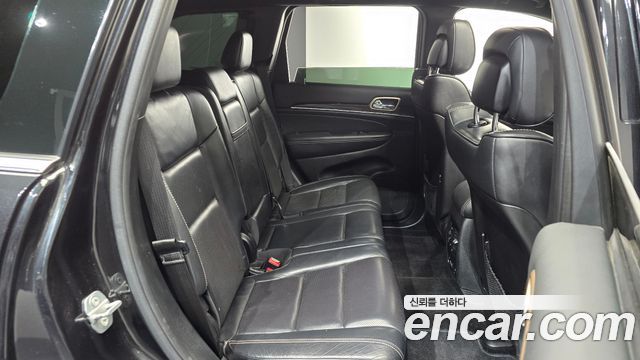 Jeep Cherokee 2015 — photo 11