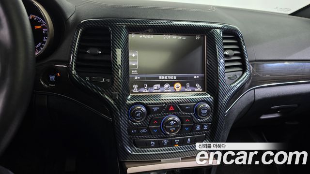 Jeep Cherokee 2015 — photo 12
