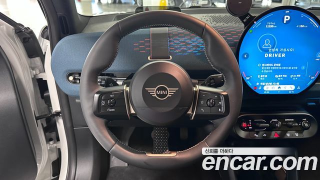 Mini Aceman 2026 — photo 15