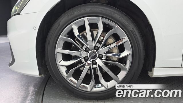 Audi A6 2021 — photo 5