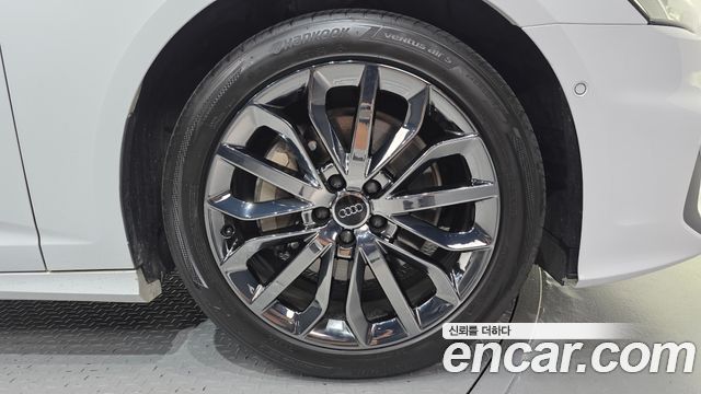 Audi A6 2021 — photo 7