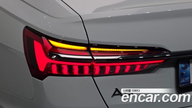 Audi A6 2021 — photo 9