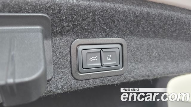 Audi A6 2021 — photo 34