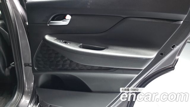 Hyundai Santafe 2022 — photo 15