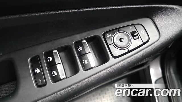 Hyundai Santafe 2022 — photo 27