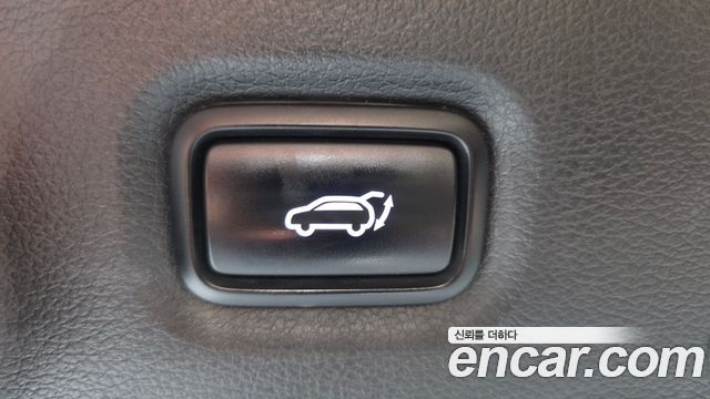 Hyundai Santafe 2022 — photo 32